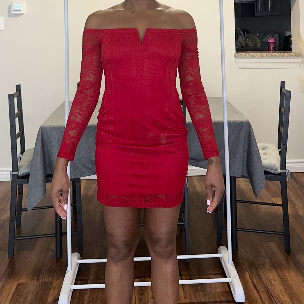 Red Bodycon Mini Dress with Long Sleeves and Cut Out
